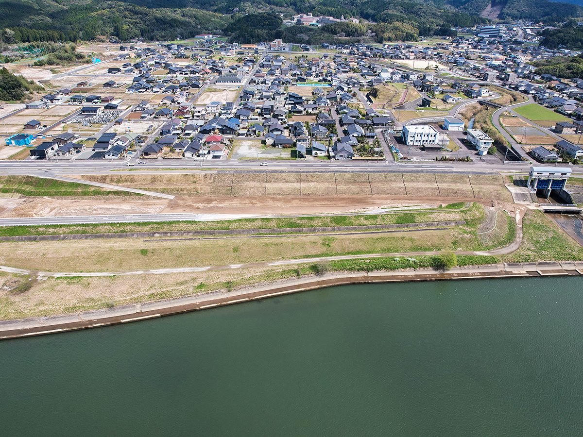 天辰第二地区築堤護岸その５工事