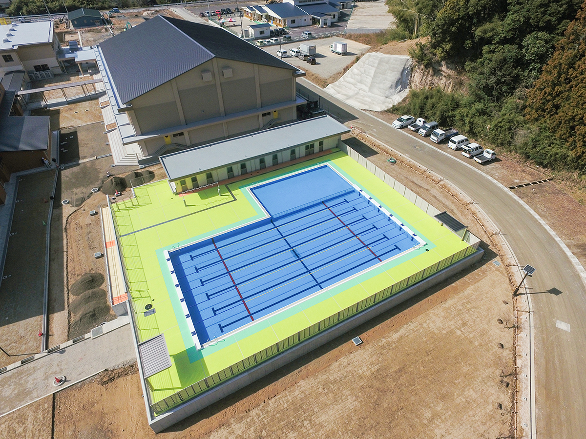 東郷学園義務教育学校プール建設（建築）工事